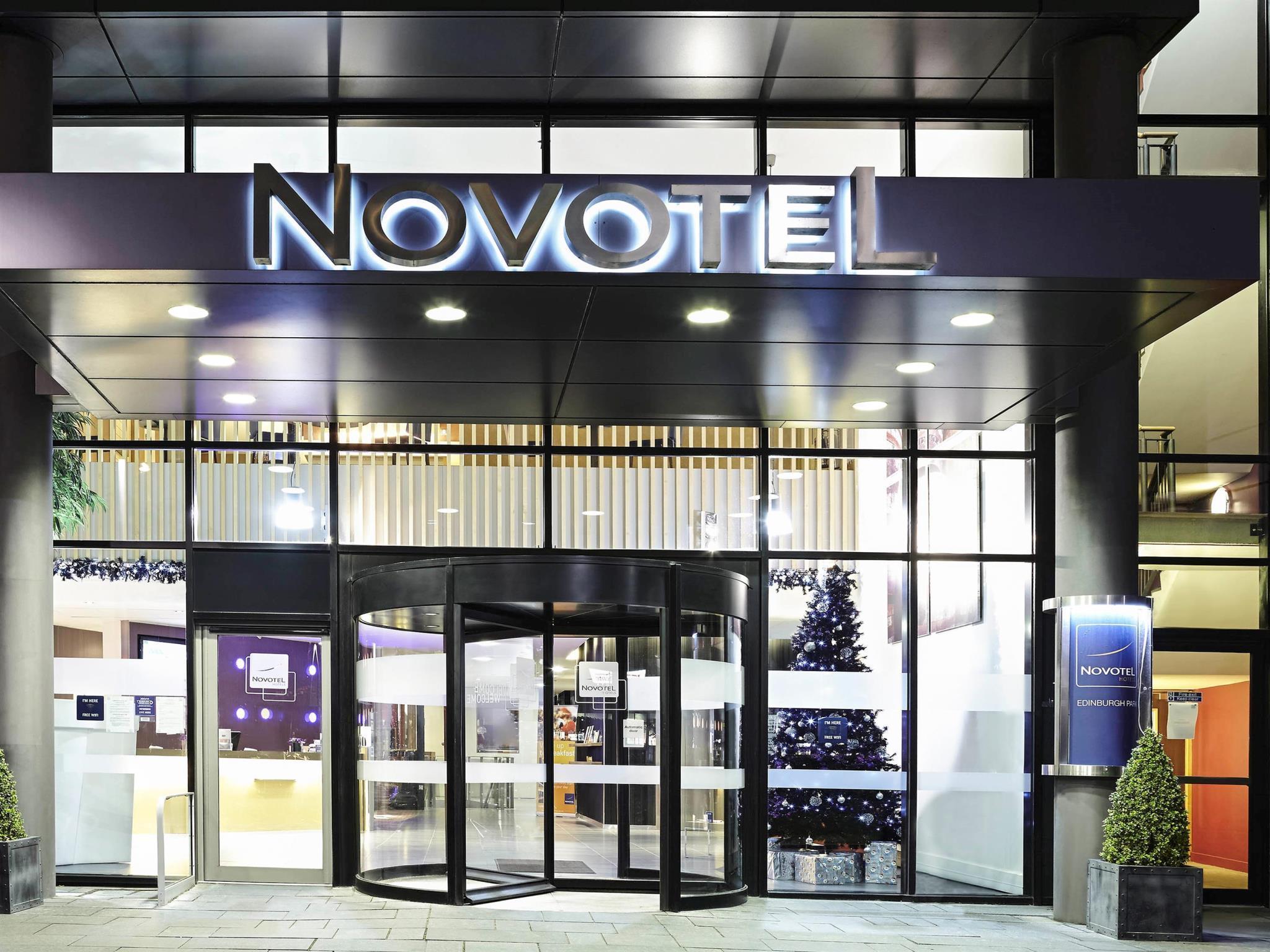 Novotel Edinburgh Park Exterior foto