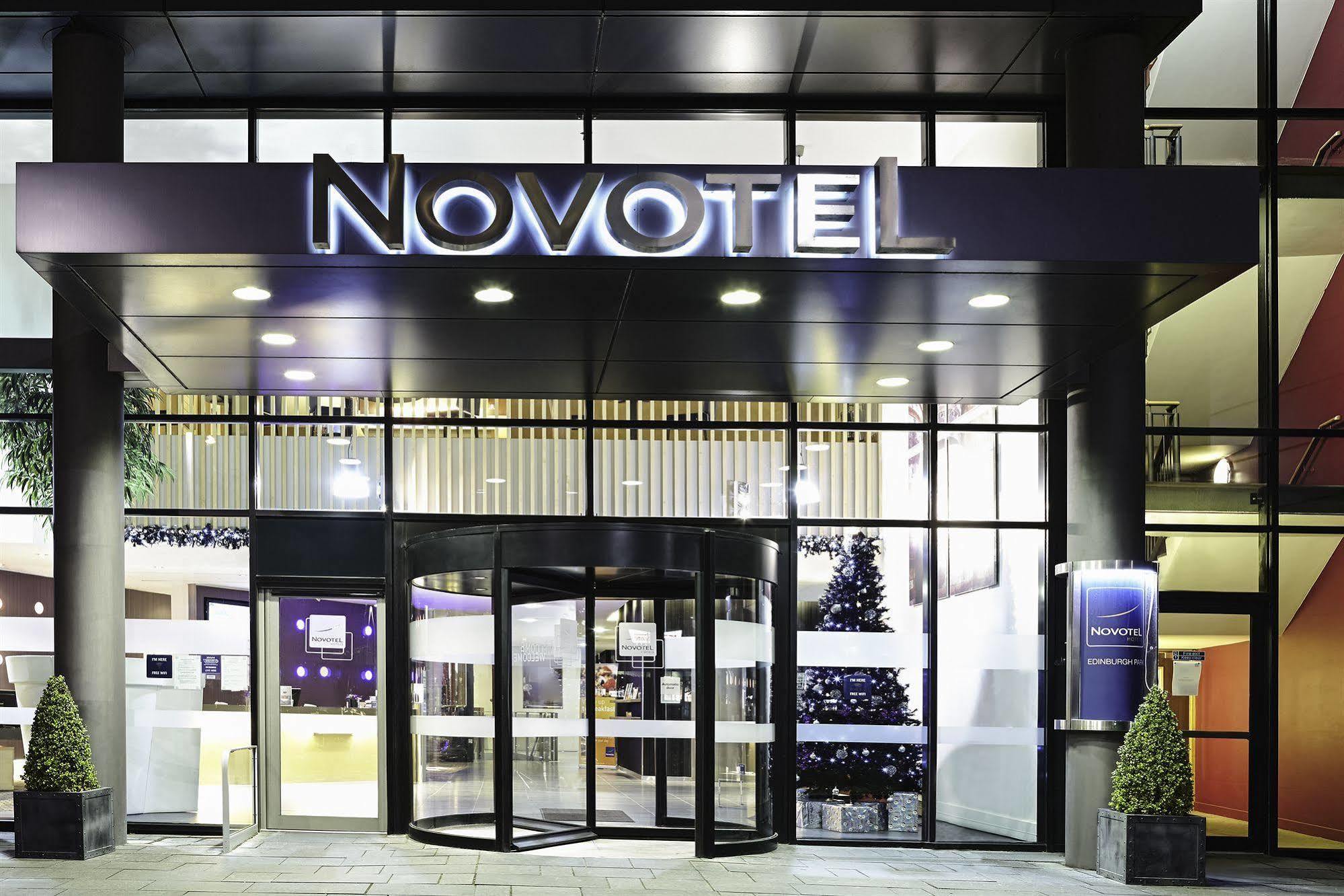 Novotel Edinburgh Park Exterior foto